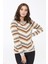 Kadın Çizgili Sıfır Yaka Kazak V.bej 4