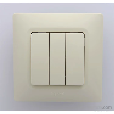 Legrand Salbei Üçlü Anahtar,