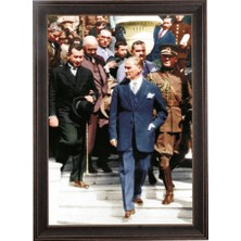 Tekin Özalit Çerçeveli Atatürk Portresi (Ceviz)