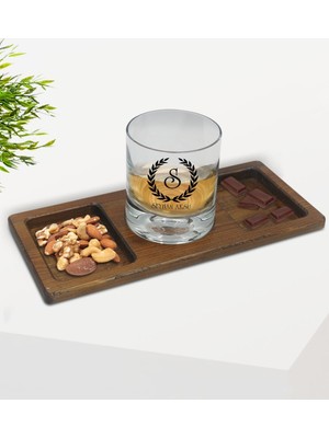 BK Kişiye Özel Çelenk Baş Harfli Isimli Viski Bardağı ve Doğal Masif Ahşap Dikdörtgen Sunum Tabağı Çerezlik Hediye Seti-2