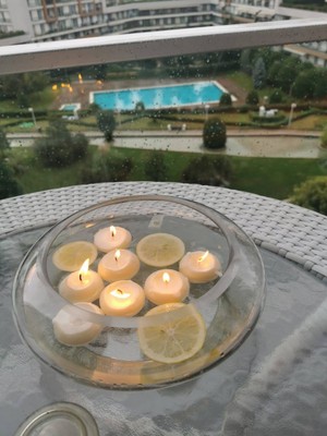 Iv Candles Sarı 12 'li Suda Yüzen Mum