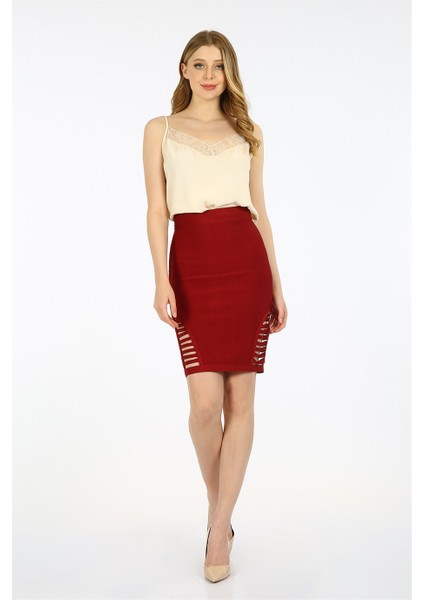 Simetrik Yan Yırtmaç Detaylı Bordo Etek