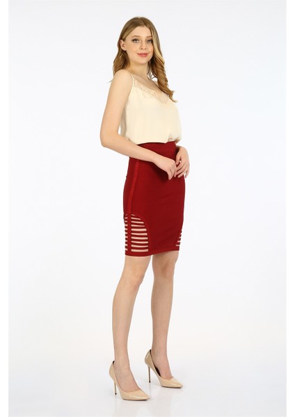 Simetrik Yan Yırtmaç Detaylı Bordo Etek modelleri