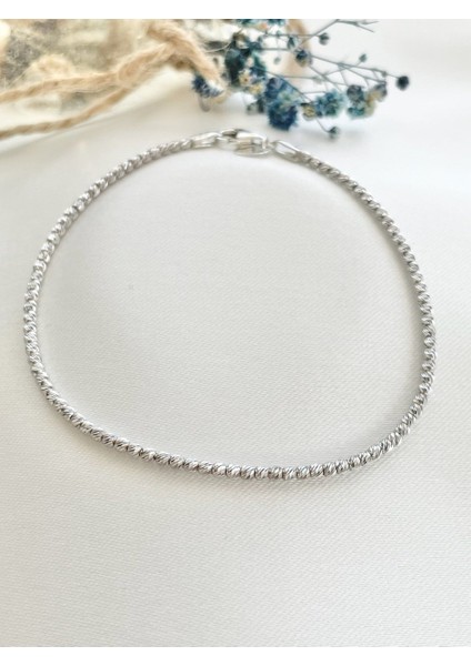 Beyaz Tam Sıra Dorika Bileklik fiyatları