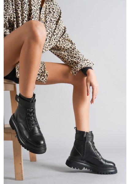 Deri Siyah Kadın Deri Postal Bot TRC49-216576