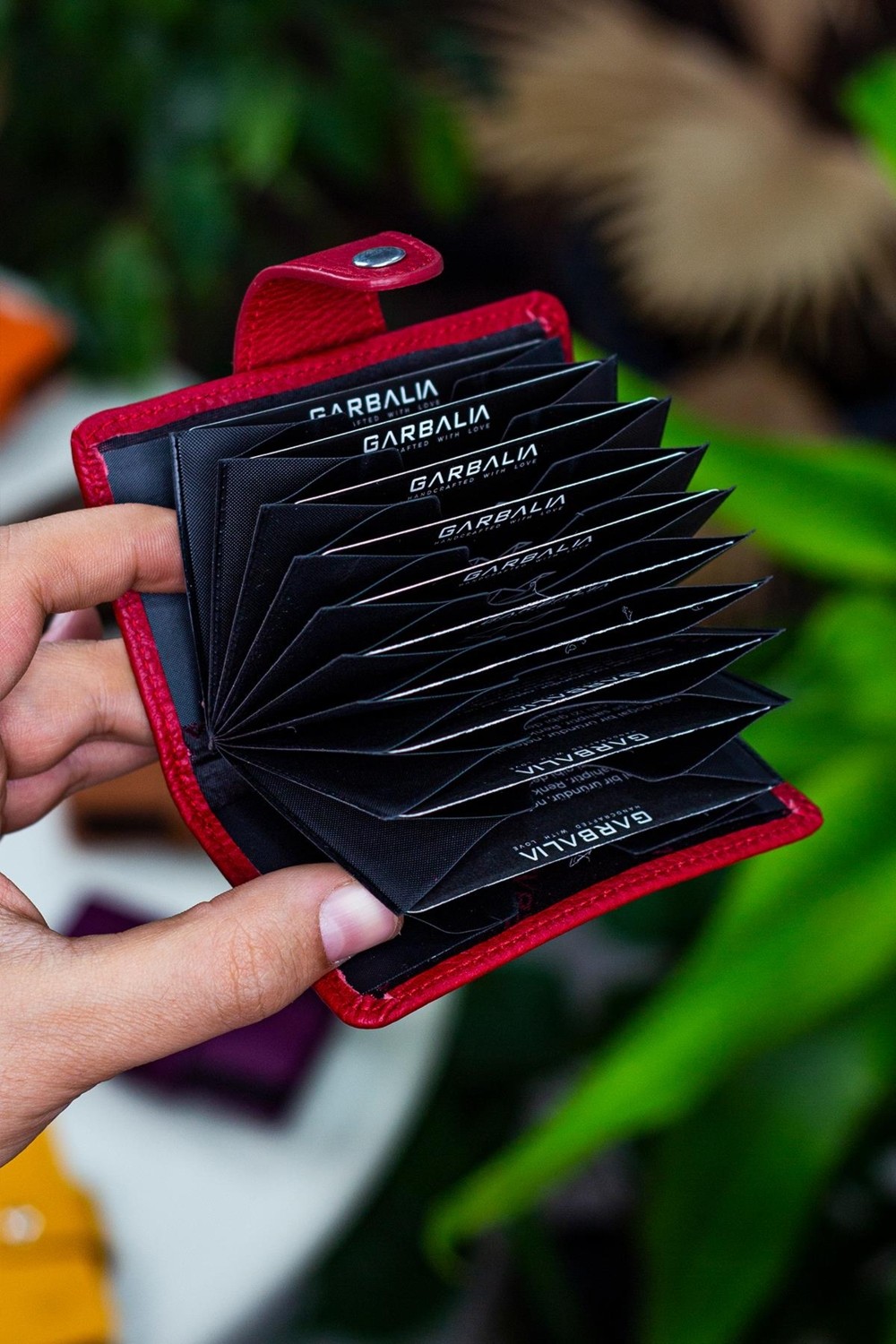 Garbalia Deri Akordiyon Kartlık Şık Tasarım Küçük Boyutlu RFID Engelleyici Özellik görsel 6