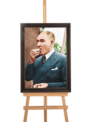 Tekin Özalit Ceviz Rengi Çerçeveli Atatürk Portresi