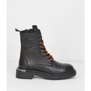 Rebel Black   Deri