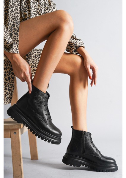 Hakiki Deri Siyah Kadın Tırtıklı Taban Deri Postal Bot Trc-216574