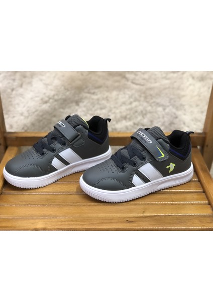 Tam Düz Taban Çocuk Spor Ayakkabı
