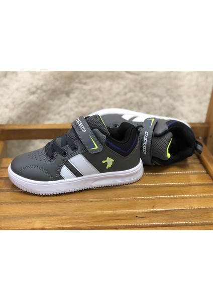 Tam Düz Taban Çocuk Spor Ayakkabı fırsatları