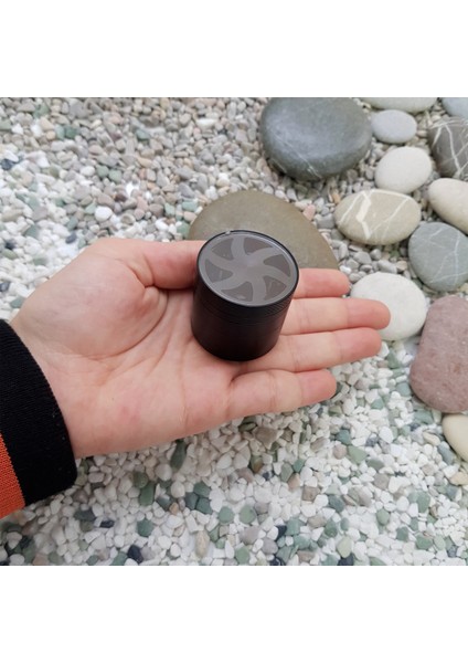 Mini Boy Gri 40 mm. Grinder Herbal Parçalayıcı py90sy