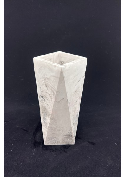 Geometrik Uzun Mermer Desenli Beton Saksı Vazo