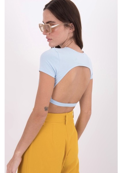 Sırt Pencere Detaylı Crop Body modelleri