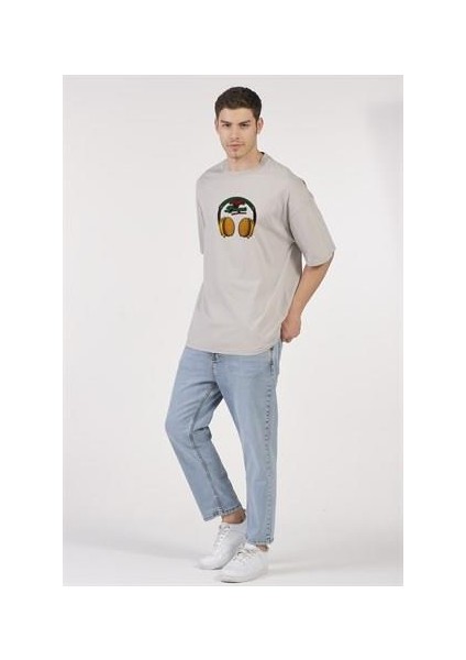 Oversize T-Shirt Sonds Of Burger Baskılı Açık Gri Erkek-Kadın modelleri