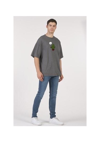 Oversize T-Shirt Hug Kaktüs Baskılı Antrasit Erkek-Kadın modelleri