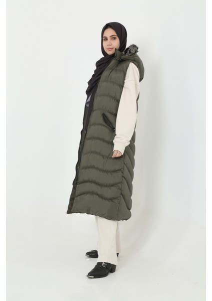 Bayan Kapişonlu Fermuar Ayrıntılı Tesettür Uzun Şişme Yelek modelleri