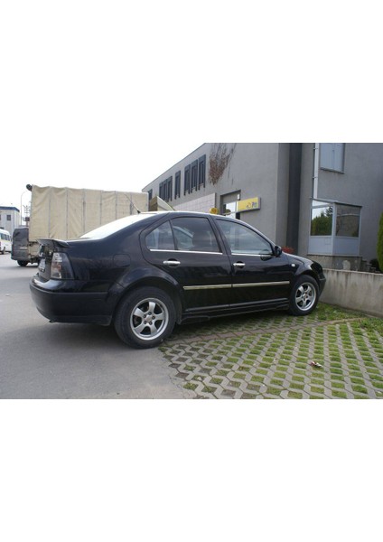 VW Golf 4 Krom Yan Kapı Çıtası 4 Parça 1997-2004 Arası
