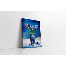 Tablosan Vazoda Mor Çiçekler Kanvas Tablo