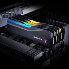 G.Skill Trident Z5 Rgb Siyah Ddr5 5600MHZ CL36 32GB (2X16GB) Dual (36-36-36-76) 1.2V (F5-5600U3636C16GX2-TZ5RK) Ram