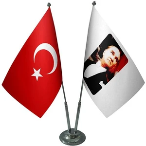 Masaüstü Atatürk Bayrağı Türk Bayrağı İkili Krom Direk Masa Bayrak Seti