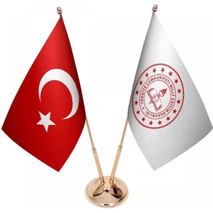 Masaüstü Milli Eğitim Bakanlığı Bayrağı Türk Bayrağı Ikili Pirinç Direk Masa Bayrak Seti