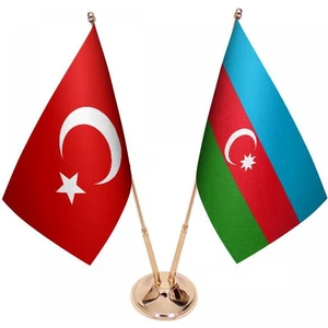 Masaüstü Azerbaycan Bayrağı Türk Bayrağı Ikili Pirinç Direk Masa Bayrak Seti