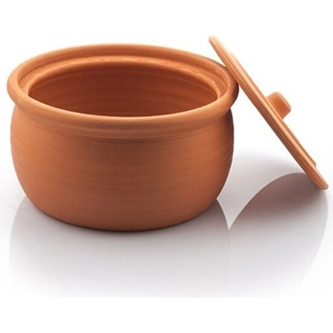 Middle sized pot