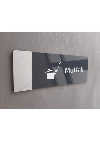 Aynalı Klasik Seri Mutfak Kapı Isimliği