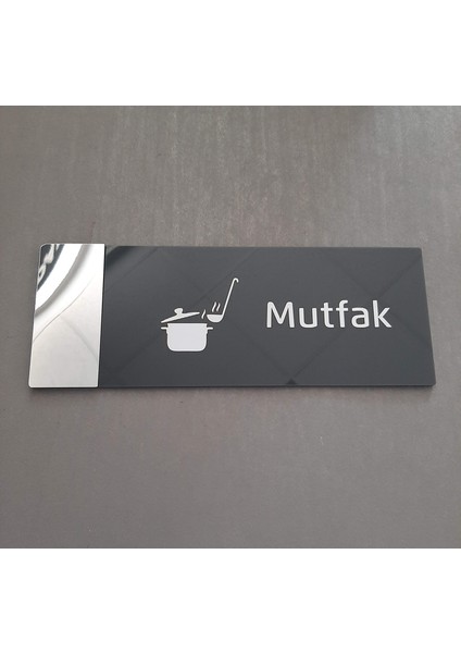 Aynalı Klasik Seri Mutfak Kapı Isimliği