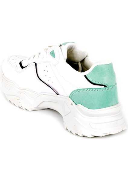 Kadın Sneakers fırsatları