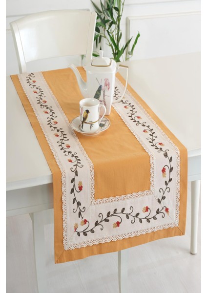 Buldan Keteni Çiçekli Ipek Işlemeli 50 x 130 Cm. Runner
