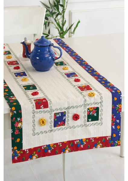 Basma Bordürlü Yamalı Kırçiçeği İşlemeli 50 x 130 cm Runner
