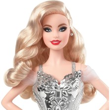 Barbie 2021 Mutlu Yıllar Bebeği GXL18
