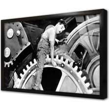 Tablosan Charlie Chaplin Siyah Beyaz Çerçeveli Cam Tablo