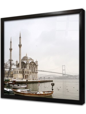 Tablosan Karlı Hava Ortaköy Camii Çerçeveli Cam Tablo