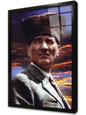 Tablosan Atatürk Uzaklara Bakarken Çerçeveli Cam Tablo