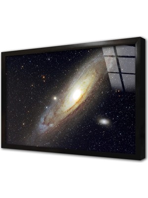 Tablosan Uzay Teleskobu Görüntüleri Çerçeveli Cam Tablo