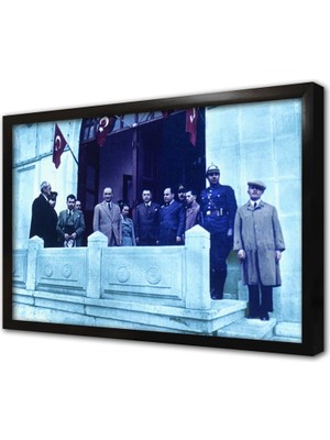Tablosan Atatürkün Malatyaya Gelişi Çerçeveli Cam Tablo