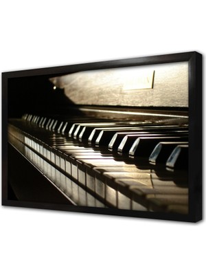 Tablosan Piyano ve Notalar Çerçeveli Cam Tablo