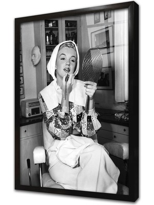 Tablosan Siyah Beyaz Marilyn Monroe Çerçeveli Cam Tablo