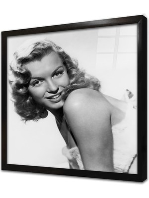 Tablosan Siyah Beyaz Marilyn Monroe Çerçeveli Cam Tablo