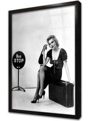 Tablosan Siyah Beyaz Marilyn Monroe Çerçeveli Cam Tablo