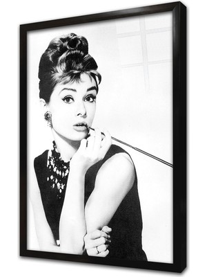 Tablosan Siyah Beyaz Audrey Hepburn Çerçeveli Cam Tablo