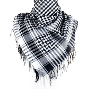 Siyah Beyaz Renk Puşi