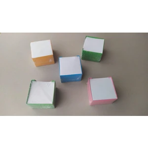 10 Adet Küp Not 500 Yaprak 9 x 9 x 7 cm Kağıt Küp Blok Not