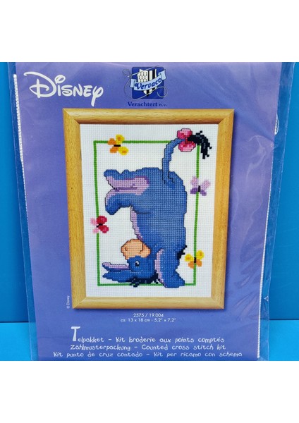 19004 Winnie The Pooh Etamin Kit Pano Tablo