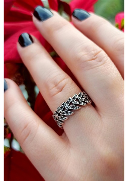 Antik Gümüş Kaplama Sıralı Yapraklar Şekilli El Yapımı Ayarlanabilir Yüzük