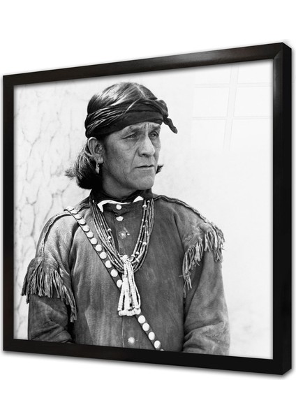 Kızılderili Çerçeveli Cam Tablo