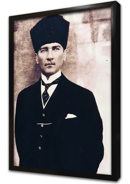 Kalpaklı Atatürk Çerçeveli Cam Tablo